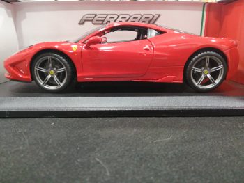 Ferrari 458 Speciale 1-18 red Burago