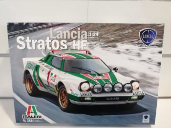 LANCIA STRATOS HF Auto da rally 1-24 italeri 3654