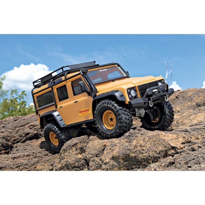 trx-4 Land Rover Defender Trophy-Tan traxxas