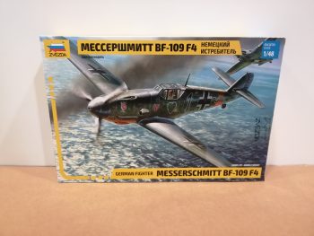 BF 109 F4 Aereo Guerra mondiale kit 1-48 Zvezda
