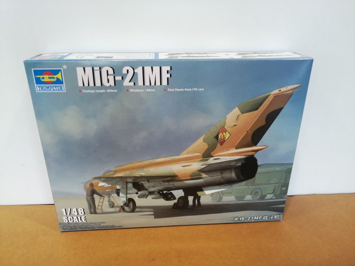 MIG 21MF Fighter Aereo Militare kit 1-48 trumpeter