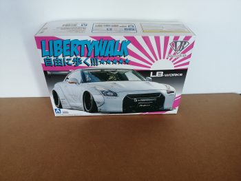 Nissan R35 LB works V2 Kit 1-24