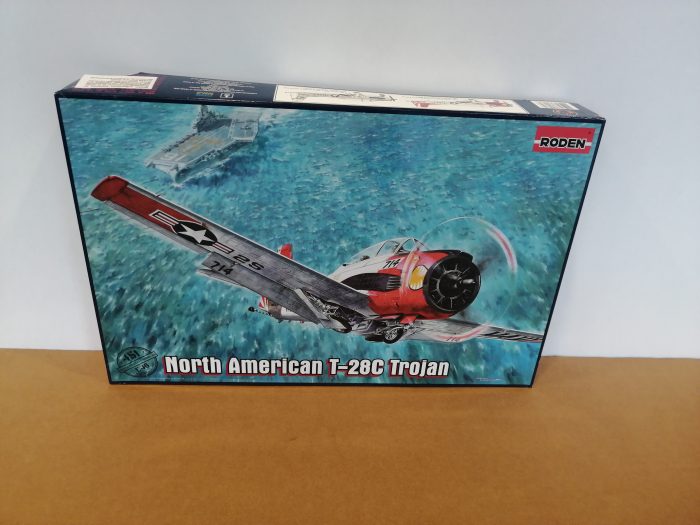 North American T-28C Trojan Kit aereo da guerra 1-48