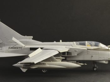 Tornado GR4 aereo militare kit 1-32 Italeri 2513 caccia bombardiere