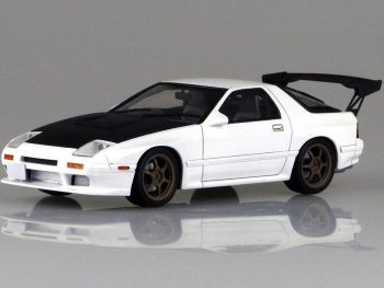 Mazda RX-7 Aoshima 1-24