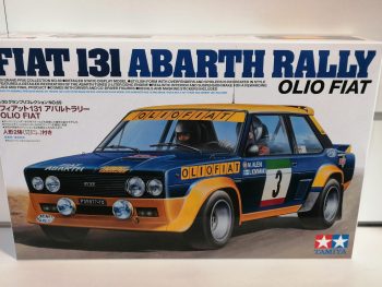 Fiiat 131 Abarth Rally Olio Fiat kit Tamiya 1-20