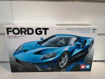 Ford GT 2015 Kit 1-24 Tamiya