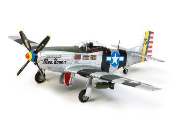 NORTH AMERICAN P-51D/K MUSTANG 1-32 Tamiya