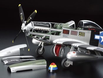 NORTH AMERICAN P-51D/K MUSTANG 1-32 Tamiya