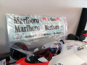 Mclaren F1 MP4 Marlboro Alain Prost diecast 1-18 Model Car group