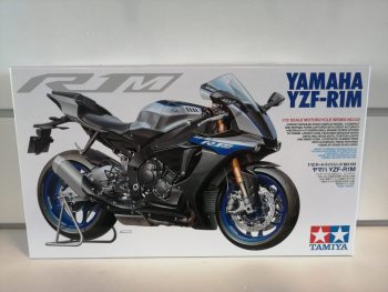 Moto YamahaYZF-R1M