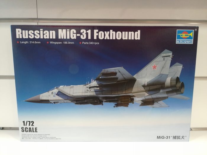 Russian MiG-31 Foxhound caccia bomabrdiere Sovietico 1-72