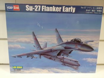 Su-27 Flanker Early 1-48 caccia sovietico