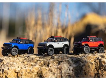 Axial 1-24 SCX24 2021 Ford Bronco 4WD Scaler Blu