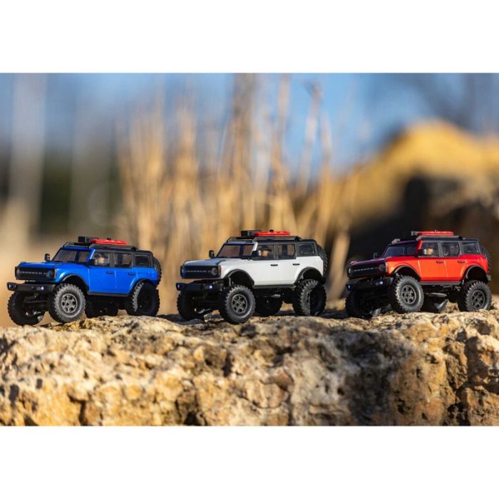 Axial 1-24 SCX24 2021 Ford Bronco 4WD Scaler Blu