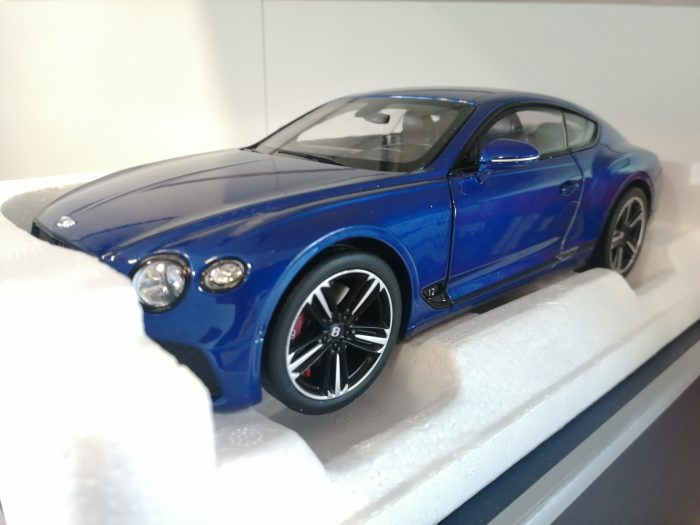 BENTLEY CONTINENTAL GT 2018 BLUE 1-18 norev