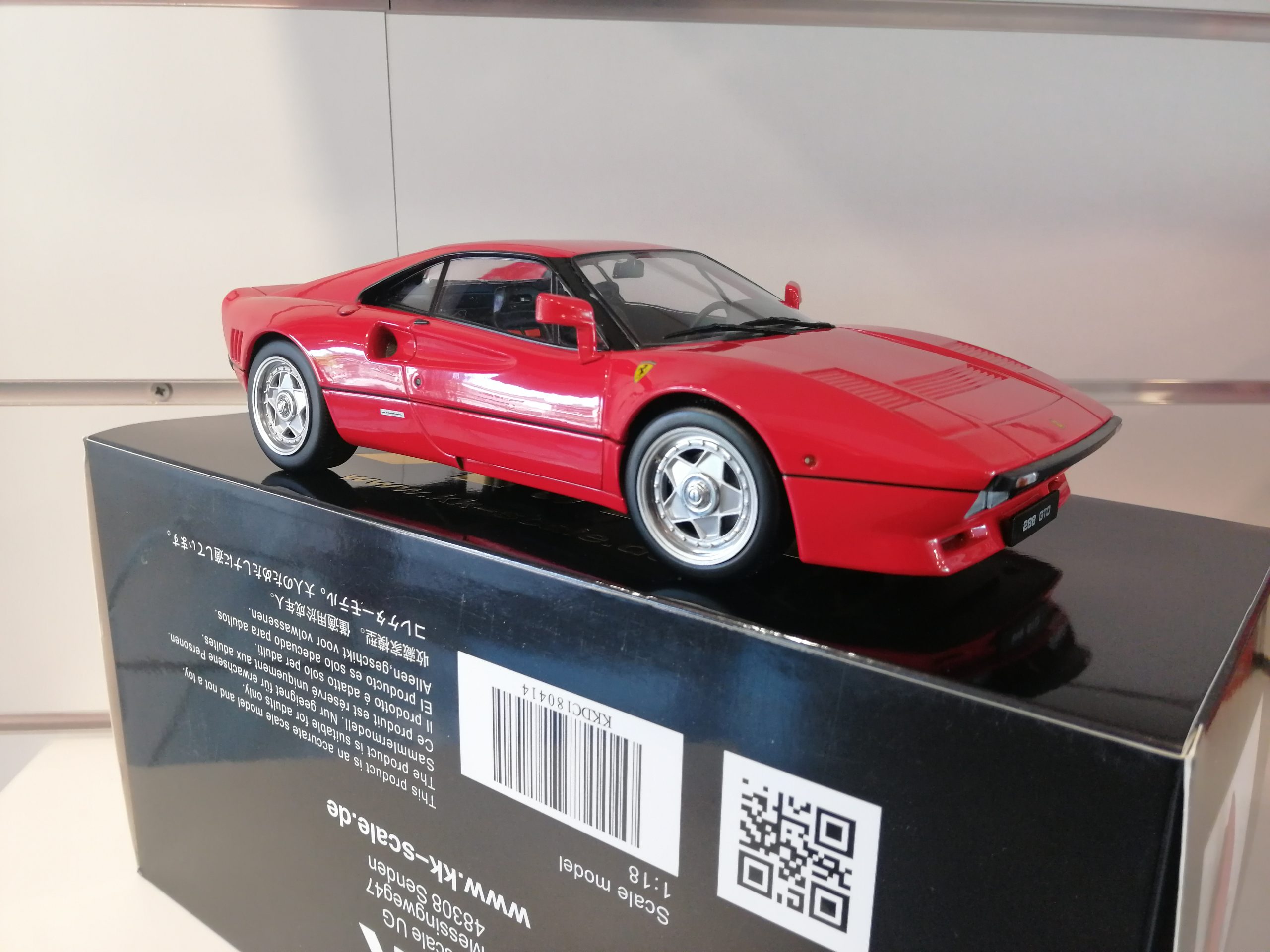 Outlet Ferrari 288 GTO Diecast By KK SCALE 1/18