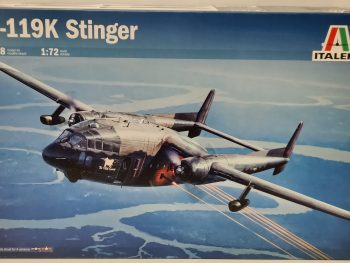 Ac-119K stinger 1-72 Italeri