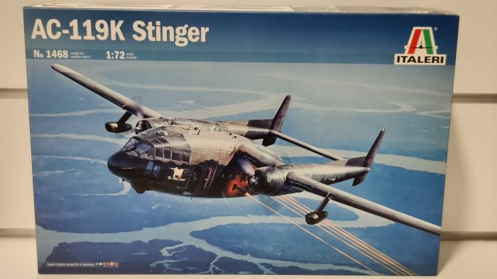 Ac-119K stinger 1-72 Italeri