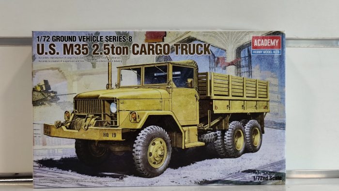 M35 2,5 Ton Cargo Truck 1-72 Academy