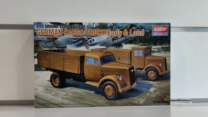 German Cargo truck 1-72 Academy