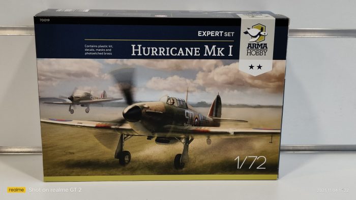 HURRICANE MK I EXPERT SET 1-72 arma hobby