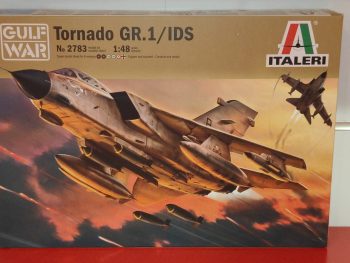 Italeri 1-48 Tornado Ids Gulf War