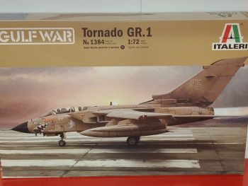 TORNADO GR1 RAF Italeri 1-72 aereo da caccia militare