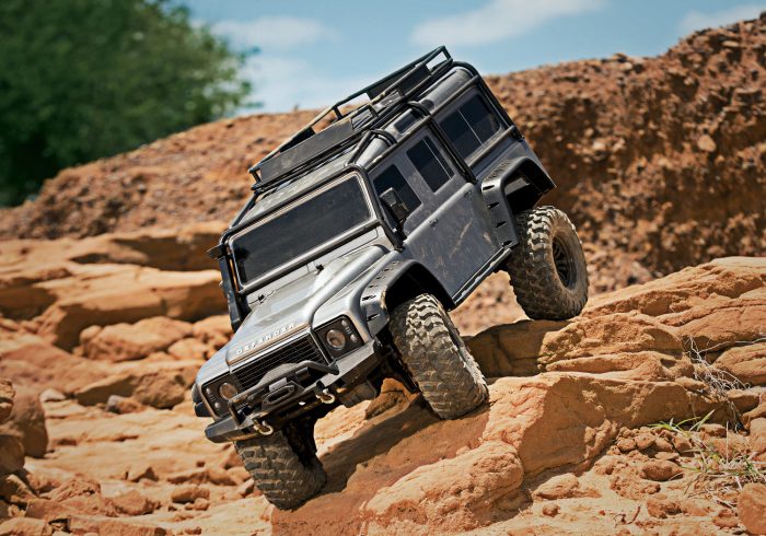 Traxxas Defender TRX4 Scaler Grigio