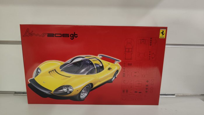 Ferrari Dino 206 GT amarillo 1-24 Fujimi