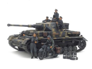 Carro German Panzer Iv Ausf.G Early con moto e figurini