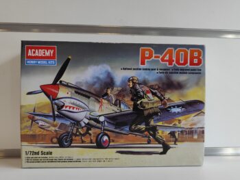 Curtiss P40-B 1-72 Academy