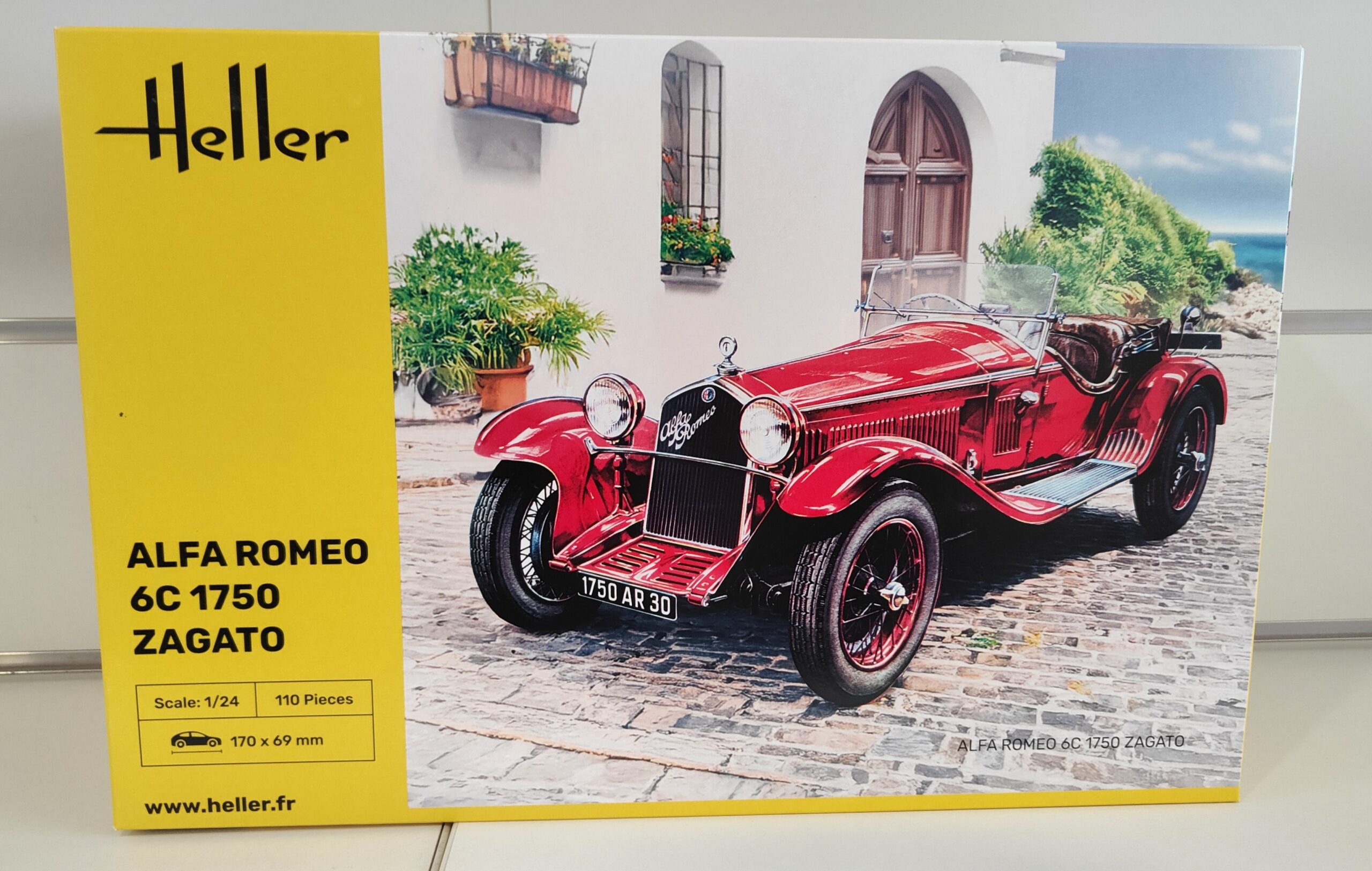 IMG20251104113104 Alfa Romeo Zagato kit 1-24 Heller