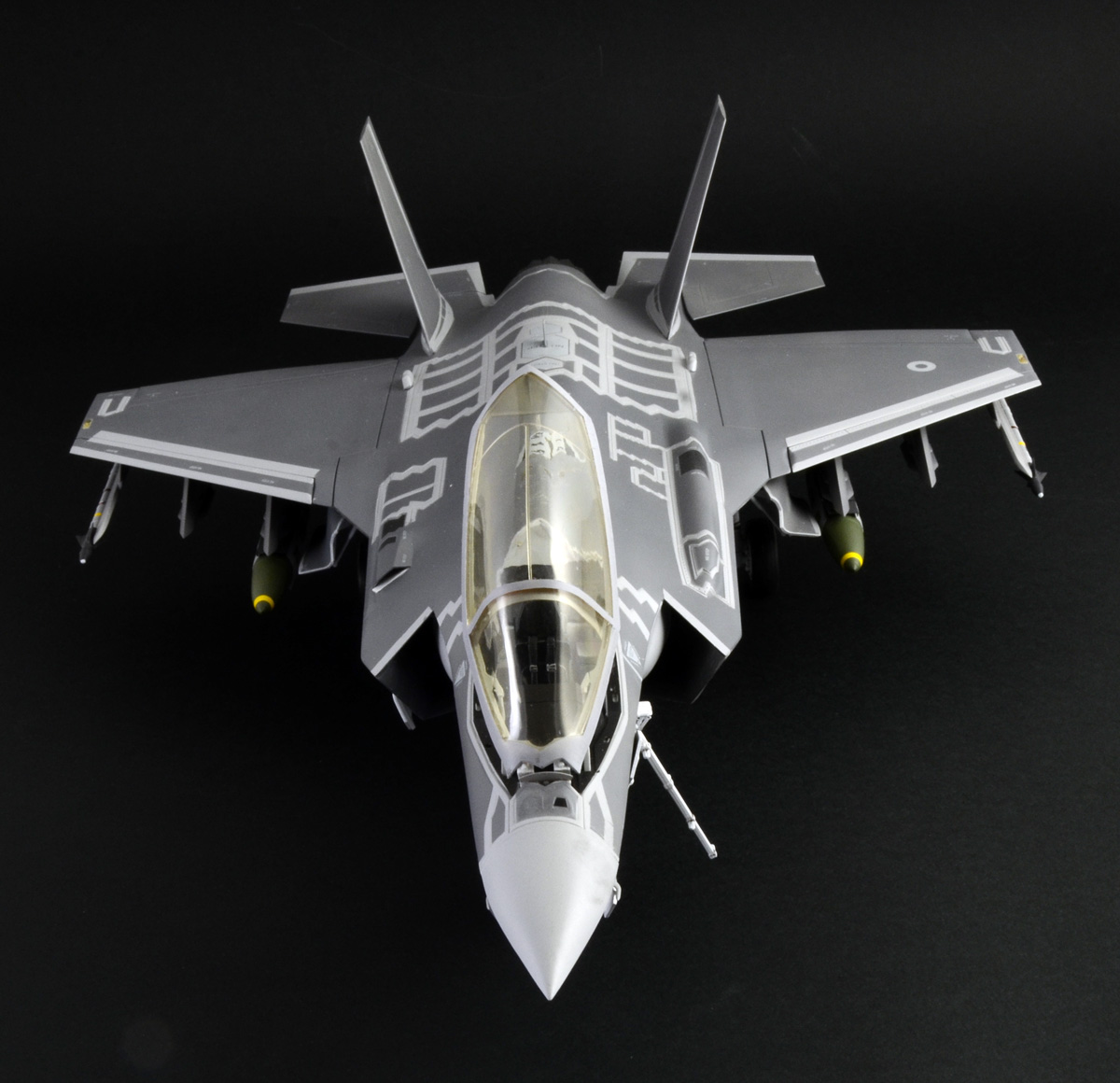 f35-kit-italeri Italeri-1-32-F35A
