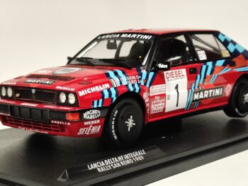 modello 1-28 Solido Lancia Delta HF