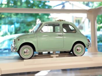FIAT 500 L PASTEL BLUE BIRTH PACK 1:18