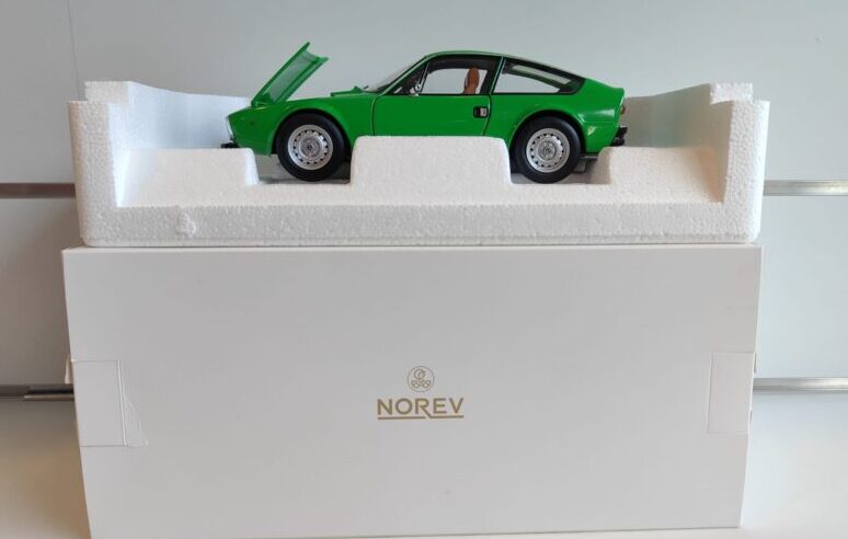 Alfa romeo Junior z 1969 Alfa romeo Junior z 1969 Diecast 1:18 Norev